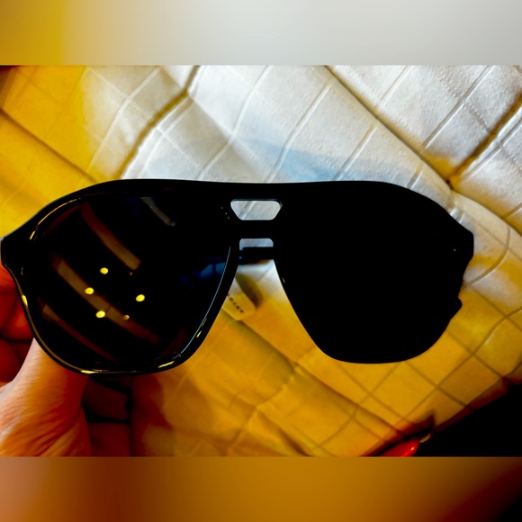 Last chance ♠️Anthropologie sunglasses NWT - Picture 2 of 6